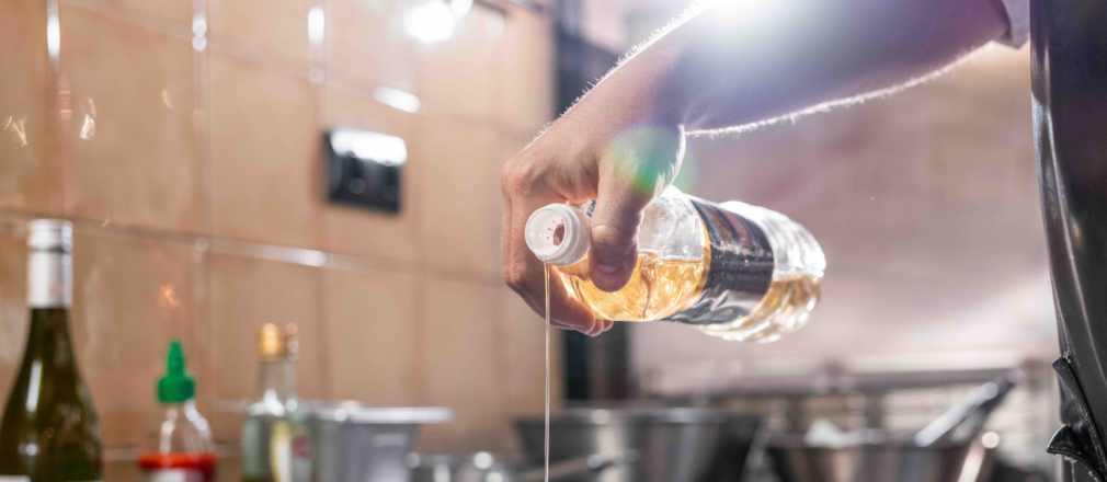 Uso de aceite en cocina profesional