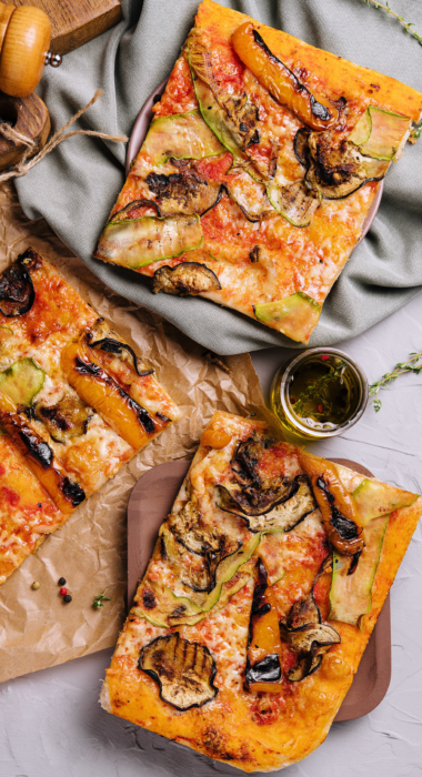 Long pizza mix lies with olive oil 2023 11 27 05 04 58 utc